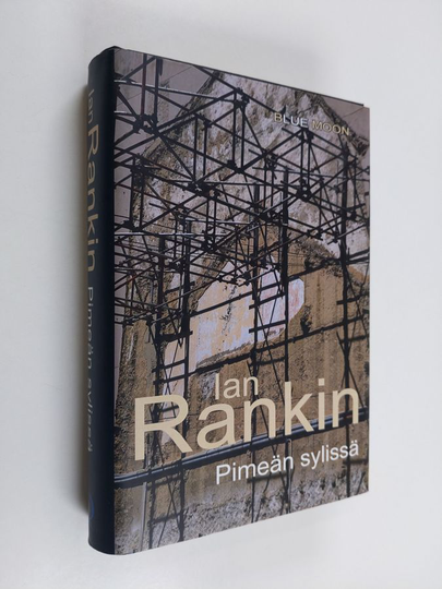 Ian Rankin : Pimeän sylissä