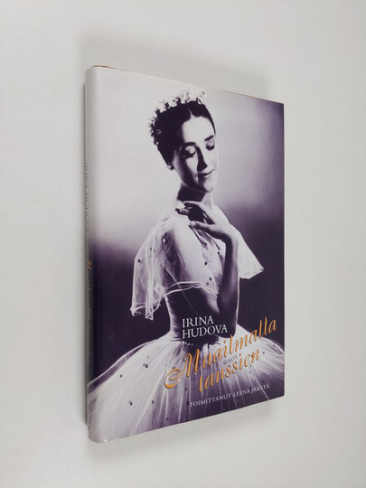 Irina Hudova : Maailmalla tanssien