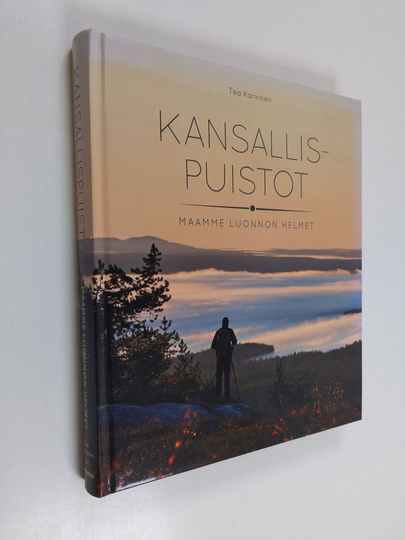 Tea Karvinen : Kansallispuistot : maamme luonnon helmet
