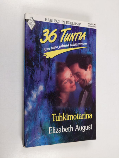 Elizabeth August : Tuhkimotarina