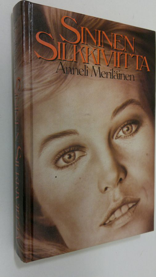 Anneli Meriläinen : Sininen silkkiviitta