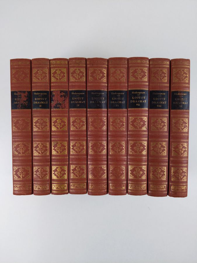 William Shakespeare : Kootut draamat 1-9