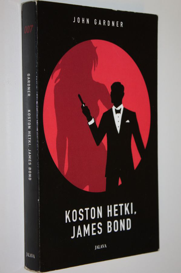 John Gardner : Koston hetki, James Bond