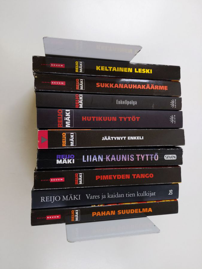 Reijo Mäki : Reijo Mäki-paketti (9 kirjaa) : Pahan suudelma ; Liian kaunis tyttö ; Jäätynyt enkeli ; Pimeyden tango ; Vares ja kaidan tien kulkijat ;