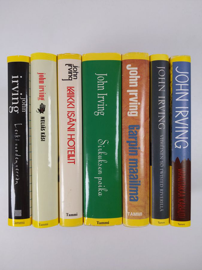 John Irving : Irving-paketti (7 kirjaa) : Leski vuoden verran ; Sirkuksen poika ; Kaikki isäni hotellit ; Neljäs käsi ; Vapauttakaa karhut! ; ...