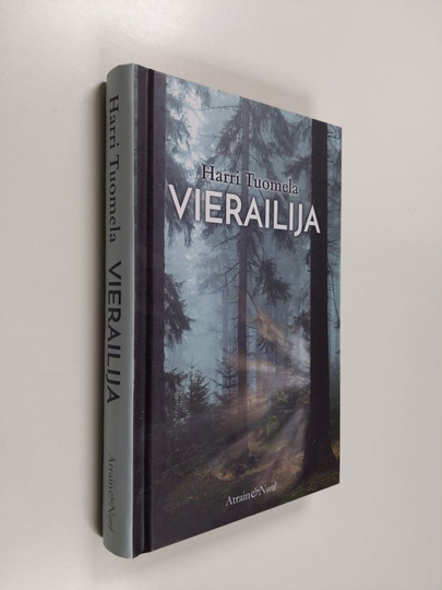 Harri Tuomela : Vierailija : romaani