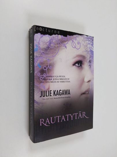 Julie Kagawa : Rautatytär