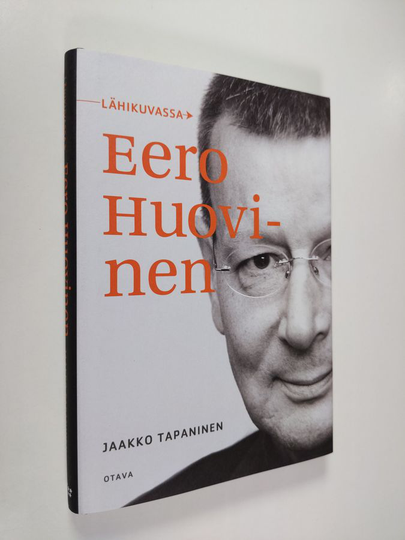 Jaakko Tapaninen : Lähikuvassa Eero Huovinen