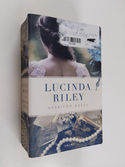 Lucinda Riley : Keskiyön ruusu