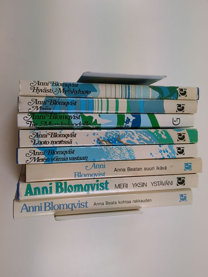 Anni Blomqvist : Anni Blomqvist -paketti 8kpl : Anna Beata kohtaa rakkauden ; Meri yksin ystäväni ; Anna Beatan suuri ikävä ; Meren voimia vastaan ...