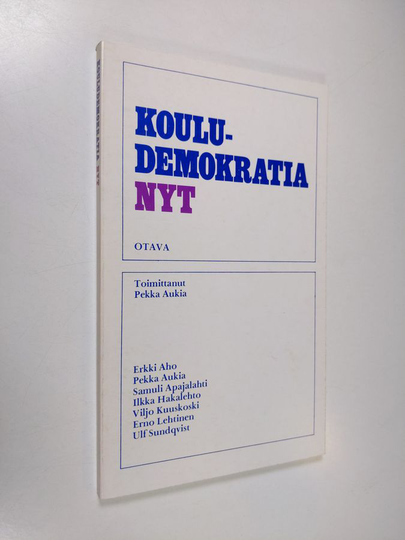Pekka Aukia (toim.) : Kouludemokratia nyt